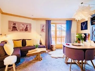 Premium 4 Bed Ski-in & Out Arc 1950 Apartment Les Arcs (Savoie)